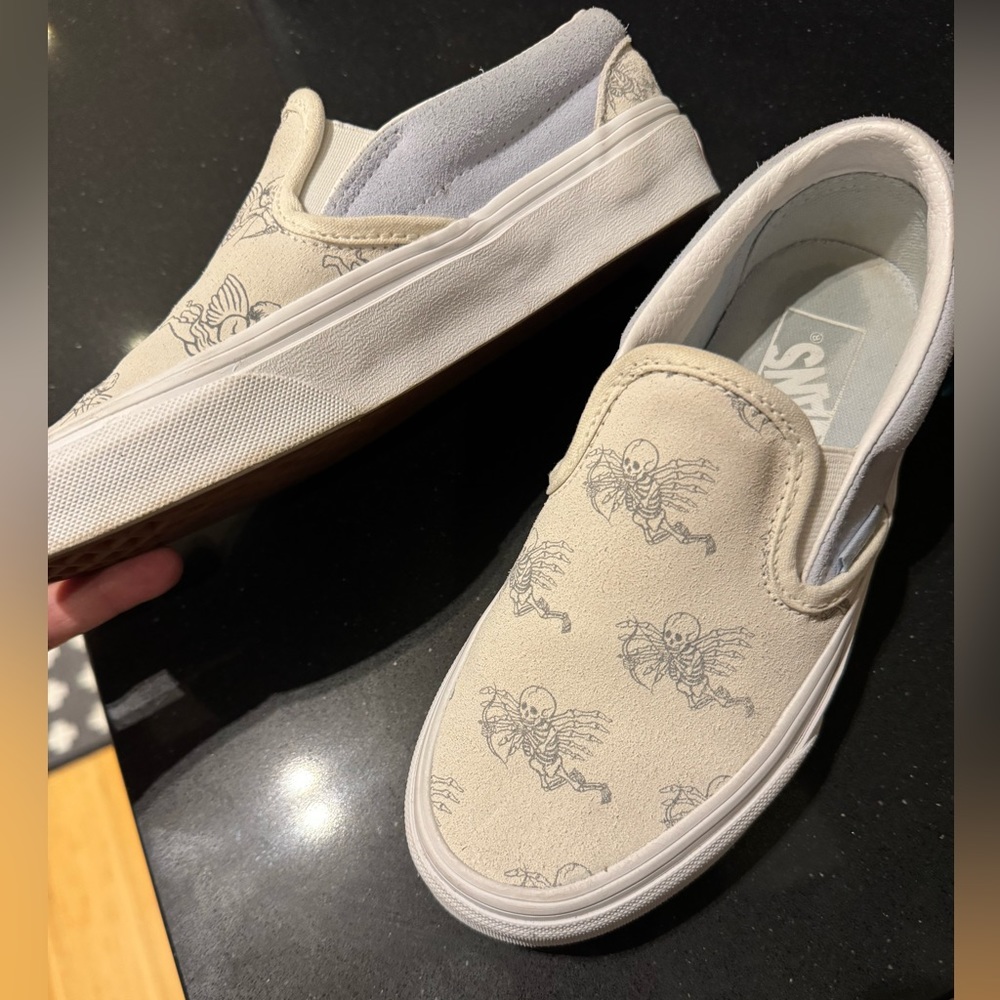 VANS Sz 5 W's Love You to Death Cupids Angels Classic SUEDE Slip-On Sneakers